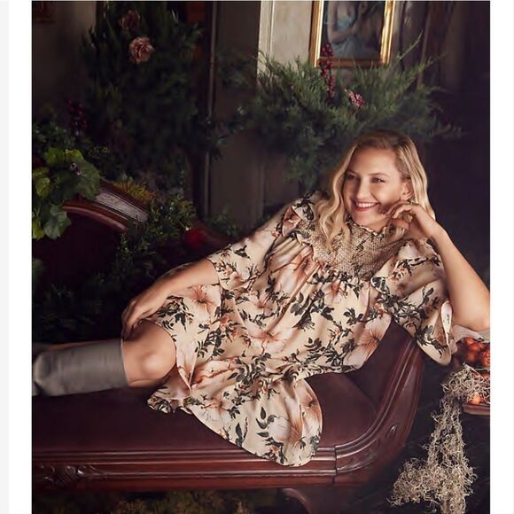 Happy X Nature Smocked Shift Dress Size Medium In Blush Floral Hibiscuos - Picture 1 of 10